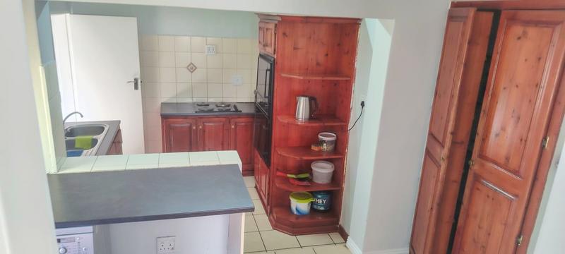 6 Bedroom Property for Sale in Noordheuwel Gauteng