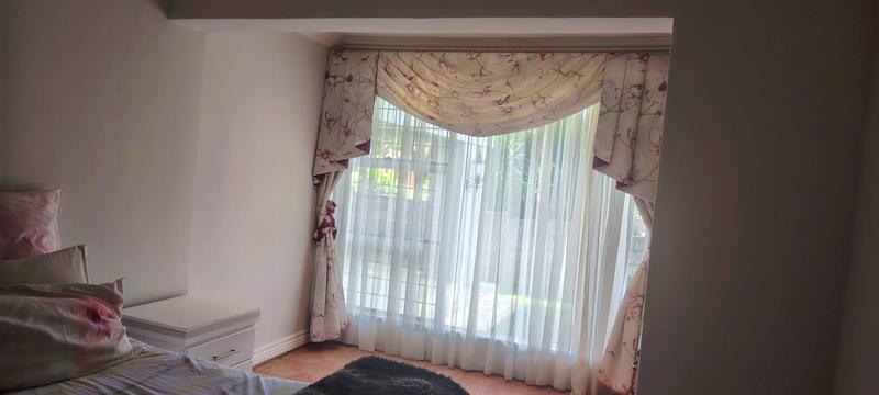 6 Bedroom Property for Sale in Noordheuwel Gauteng