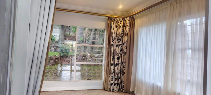 6 Bedroom Property for Sale in Noordheuwel Gauteng