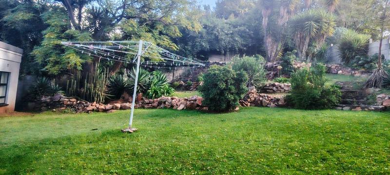 6 Bedroom Property for Sale in Noordheuwel Gauteng