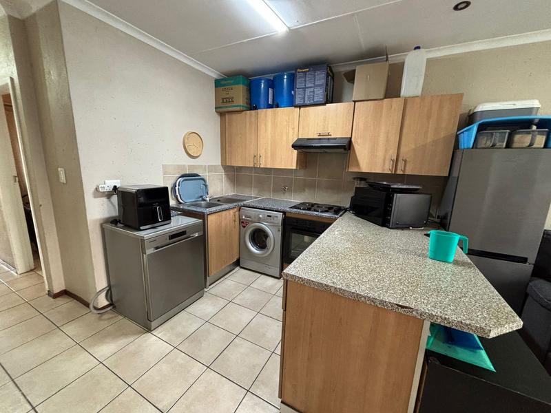 2 Bedroom Property for Sale in Comet Gauteng