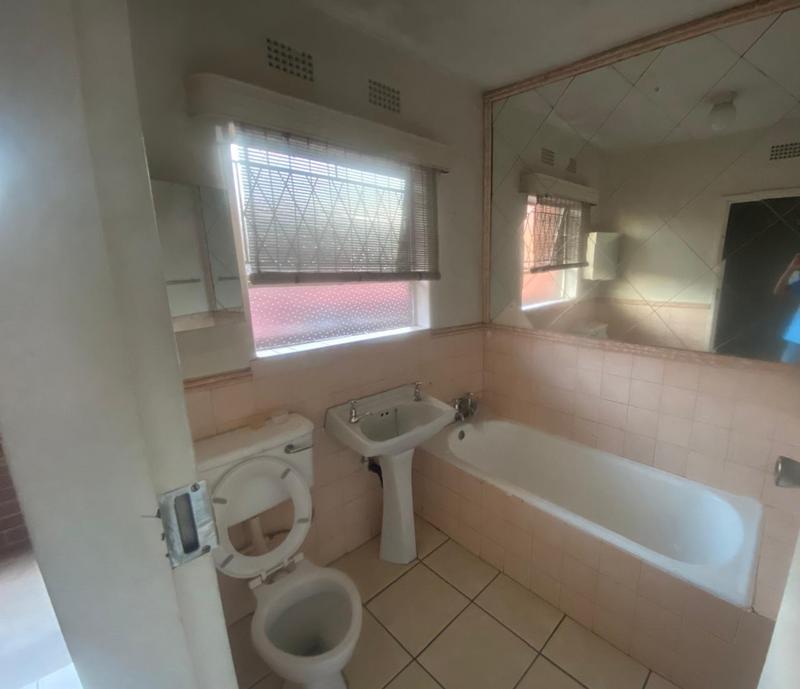 To Let 1 Bedroom Property for Rent in Croydon Gauteng