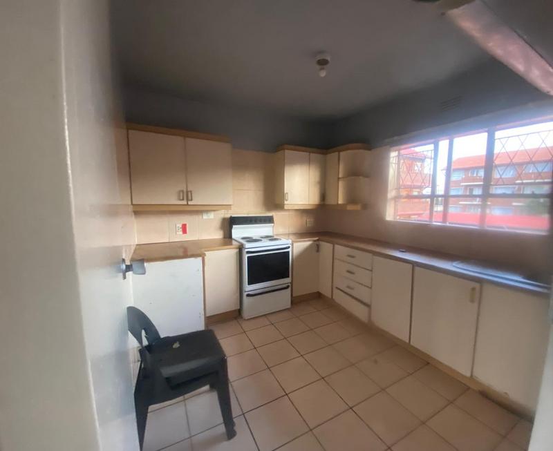 To Let 1 Bedroom Property for Rent in Croydon Gauteng
