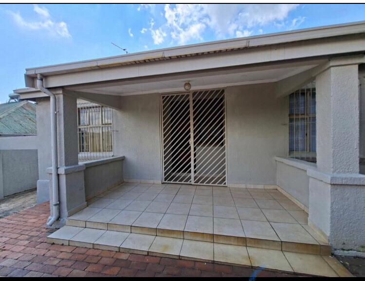 To Let 3 Bedroom Property for Rent in Kensington Gauteng