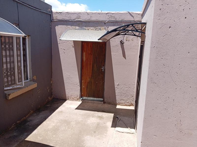 3 Bedroom Property for Sale in Protea Glen Gauteng