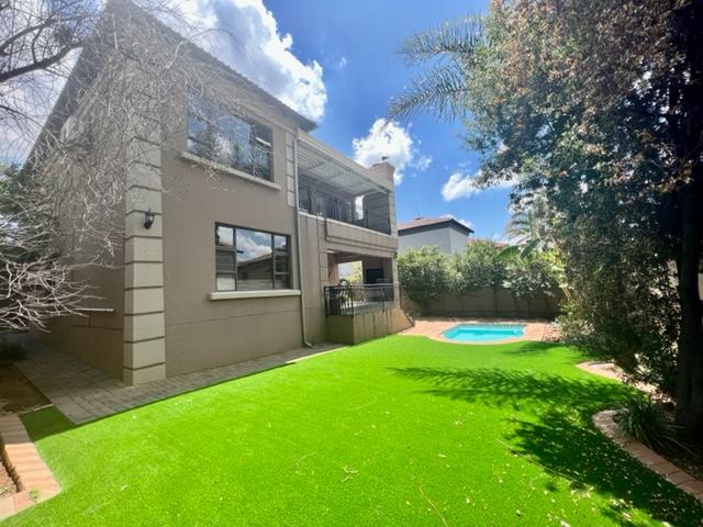 To Let 3 Bedroom Property for Rent in Ruimsig Gauteng