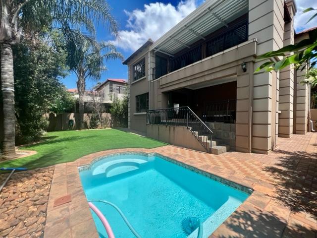 To Let 3 Bedroom Property for Rent in Ruimsig Gauteng