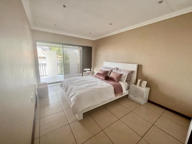 To Let 3 Bedroom Property for Rent in Ruimsig Gauteng