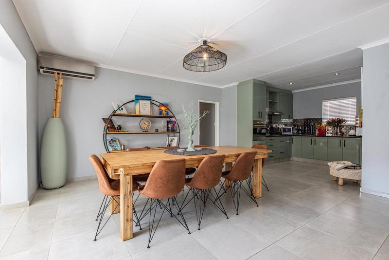 3 Bedroom Property for Sale in Ruimsig Gauteng