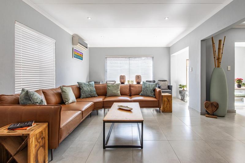 3 Bedroom Property for Sale in Ruimsig Gauteng