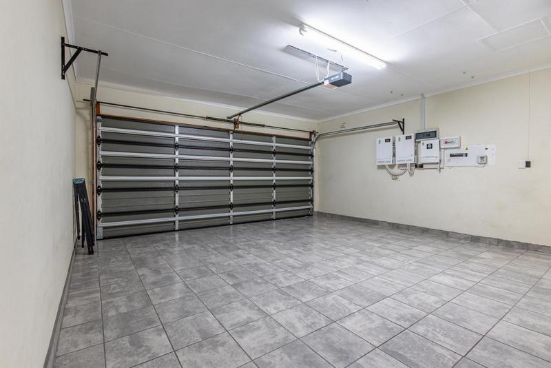 3 Bedroom Property for Sale in Ruimsig Gauteng