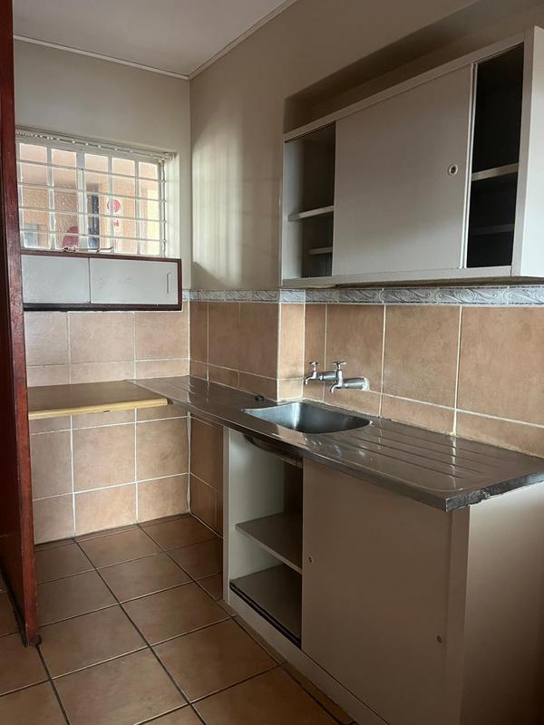1 Bedroom Property for Sale in Braamfontein Gauteng