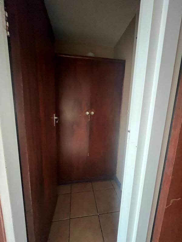 1 Bedroom Property for Sale in Braamfontein Gauteng