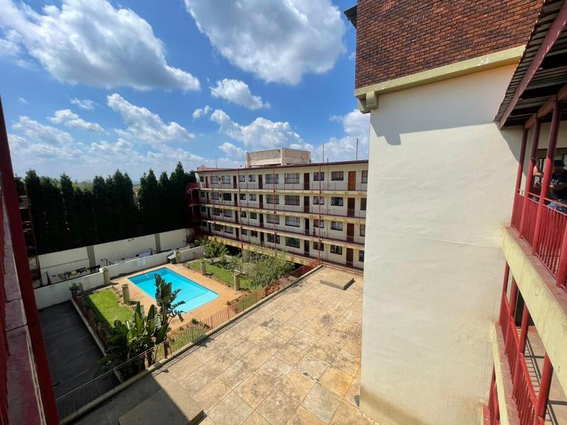 2 Bedroom Property for Sale in Randburg Waterfront Gauteng