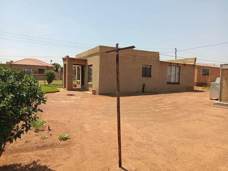2 Bedroom Property for Sale in Sebokeng Gauteng