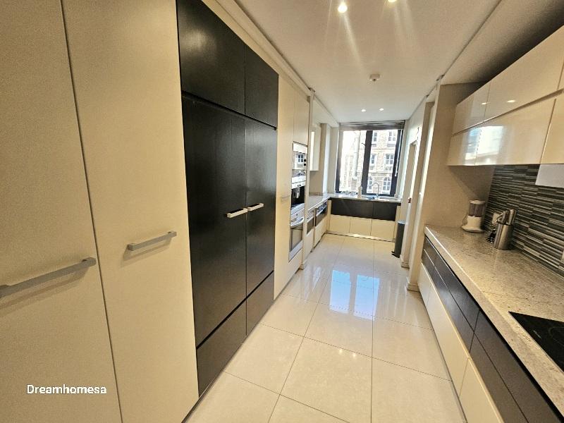 To Let 2 Bedroom Property for Rent in Sandton Central Gauteng