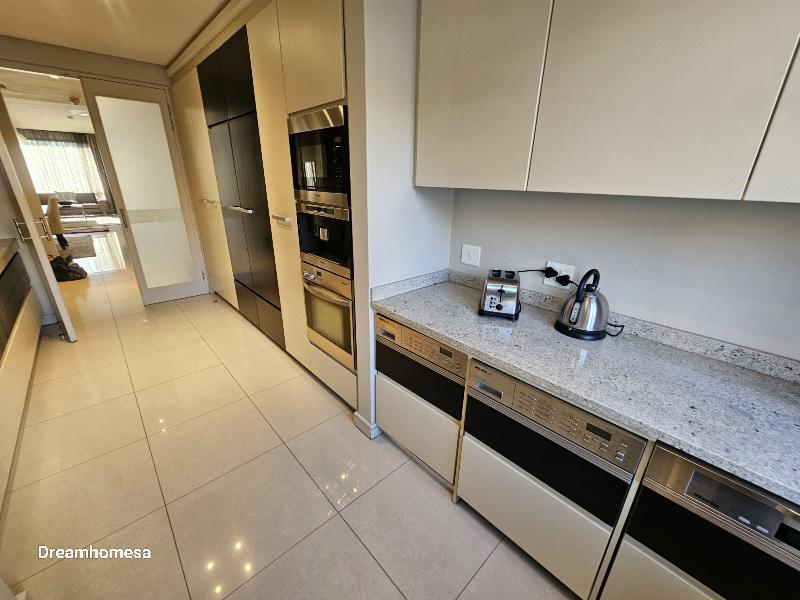 To Let 2 Bedroom Property for Rent in Sandton Central Gauteng