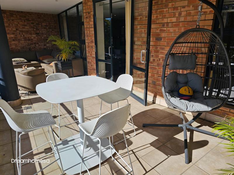 To Let 3 Bedroom Property for Rent in Benmore Gauteng