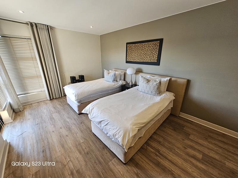 To Let 3 Bedroom Property for Rent in Benmore Gauteng