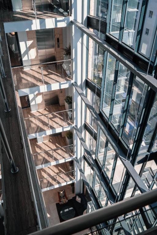 To Let 3 Bedroom Property for Rent in Benmore Gauteng