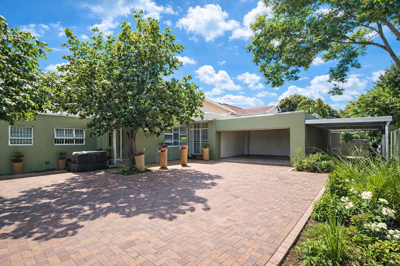 To Let 4 Bedroom Property for Rent in Brooklyn Gauteng