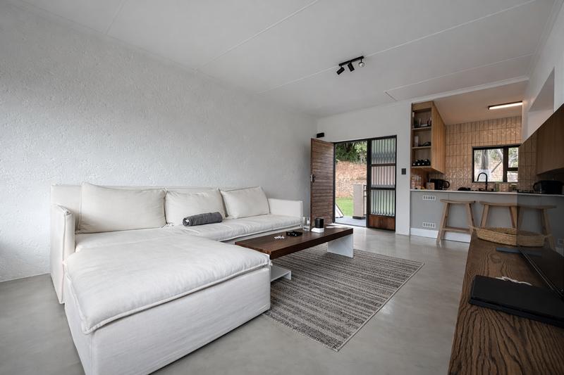 To Let 2 Bedroom Property for Rent in Waterkloof A H Gauteng