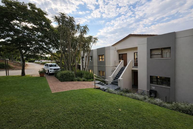 To Let 2 Bedroom Property for Rent in Waterkloof A H Gauteng