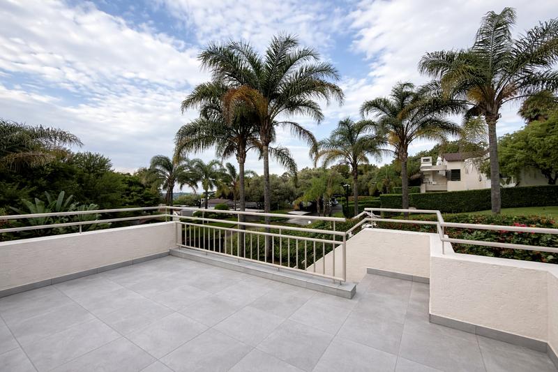 To Let 2 Bedroom Property for Rent in Waterkloof A H Gauteng