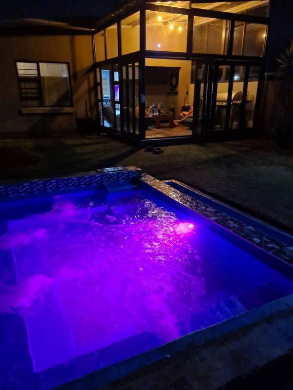 To Let 2 Bedroom Property for Rent in Rothdene Gauteng