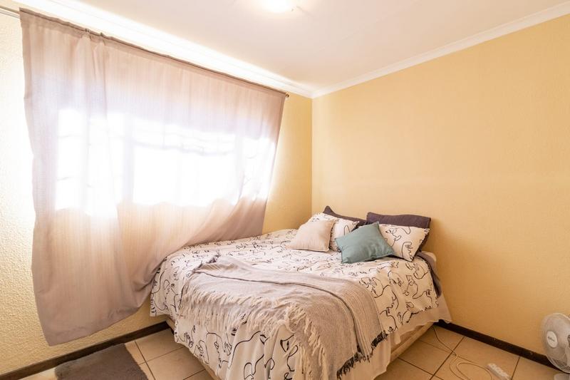 To Let 2 Bedroom Property for Rent in Birchleigh Gauteng
