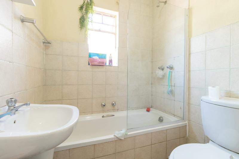 To Let 2 Bedroom Property for Rent in Birchleigh Gauteng