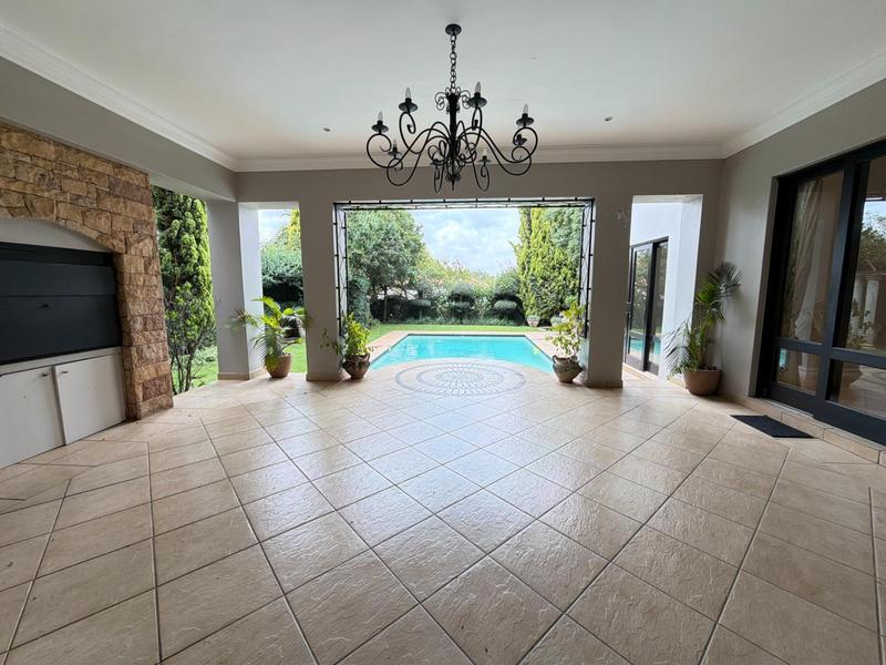 To Let 4 Bedroom Property for Rent in Dainfern Golf Estate Gauteng