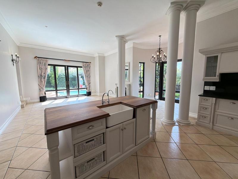 To Let 4 Bedroom Property for Rent in Dainfern Golf Estate Gauteng