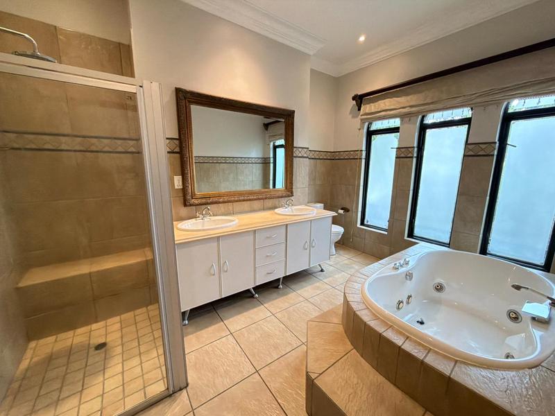 To Let 4 Bedroom Property for Rent in Dainfern Golf Estate Gauteng