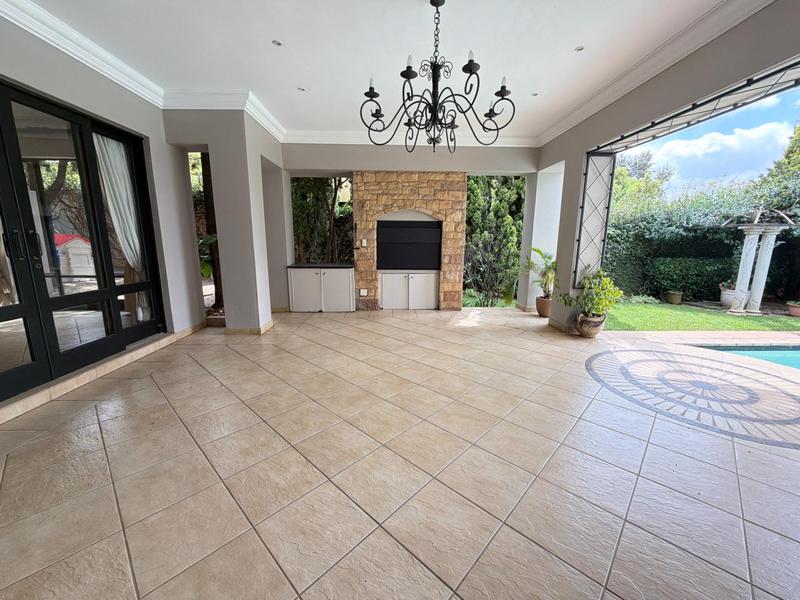 To Let 4 Bedroom Property for Rent in Dainfern Golf Estate Gauteng