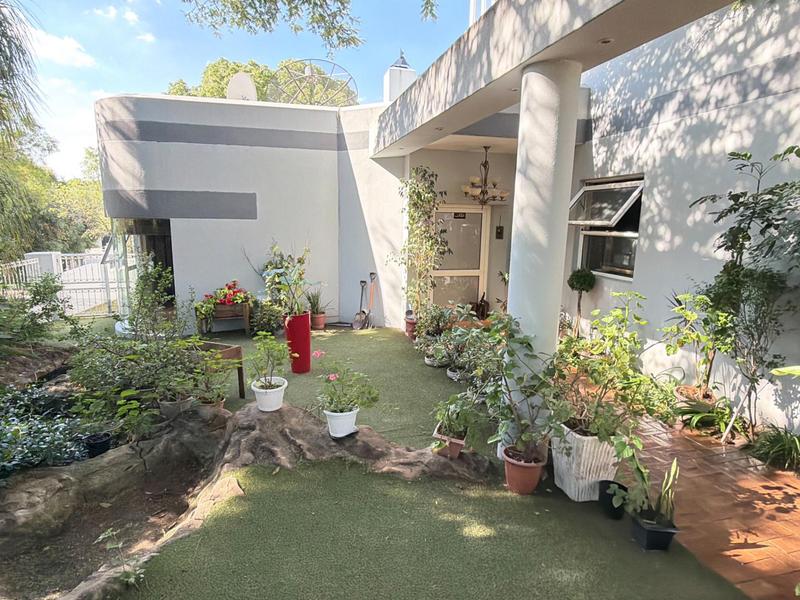 4 Bedroom Property for Sale in Dainfern Golf Estate Gauteng