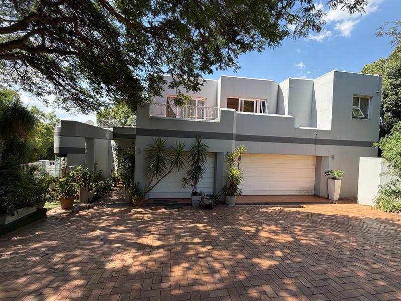 4 Bedroom Property for Sale in Dainfern Golf Estate Gauteng
