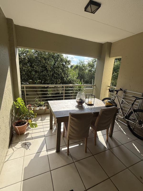 2 Bedroom Property for Sale in Bryanston Gauteng