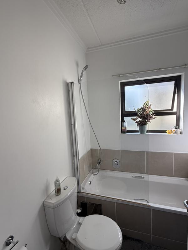 2 Bedroom Property for Sale in Bryanston Gauteng