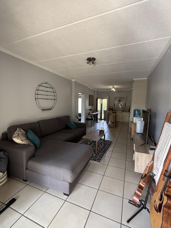 2 Bedroom Property for Sale in Bryanston Gauteng