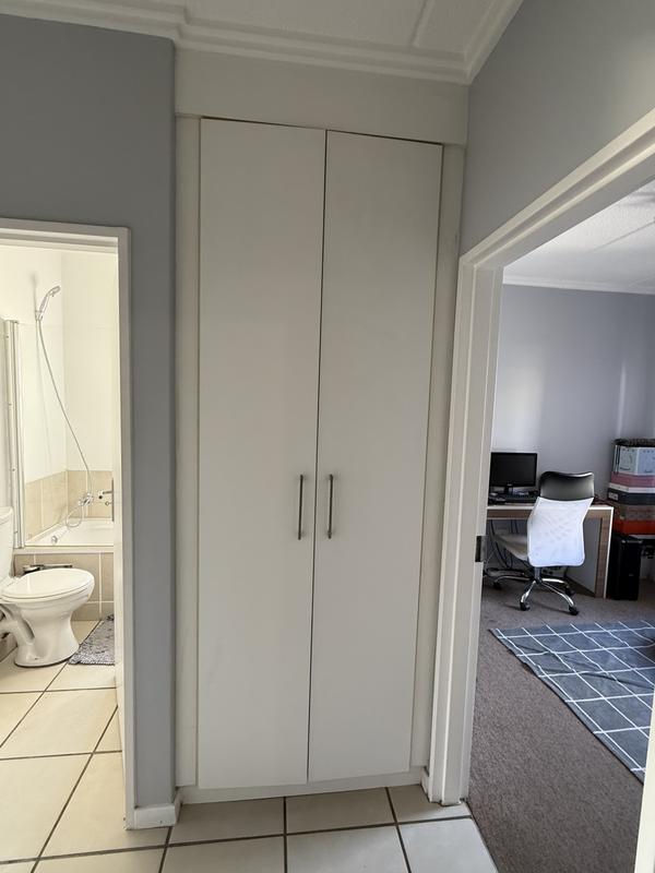 2 Bedroom Property for Sale in Bryanston Gauteng