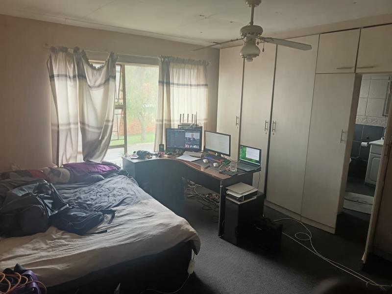 To Let 1 Bedroom Property for Rent in Wierda Park Gauteng