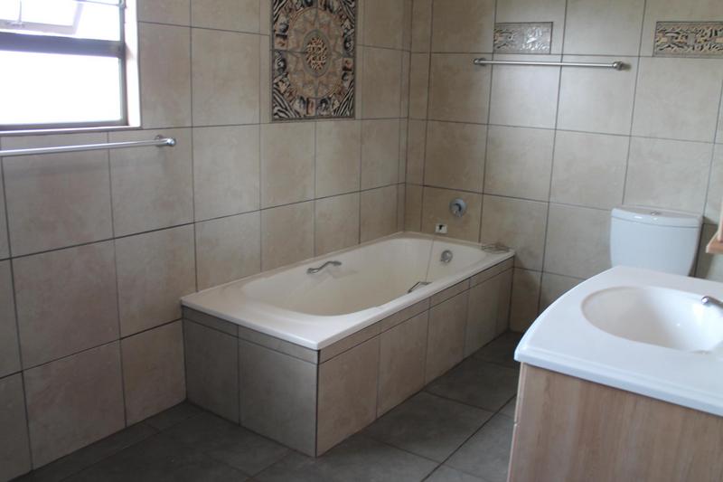 7 Bedroom Property for Sale in Kensington Gauteng