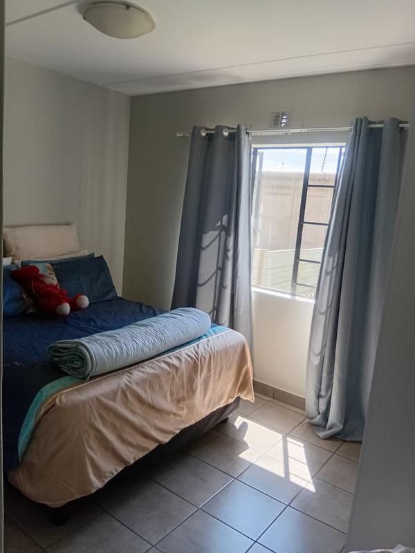 To Let 1 Bedroom Property for Rent in Alrode Gauteng