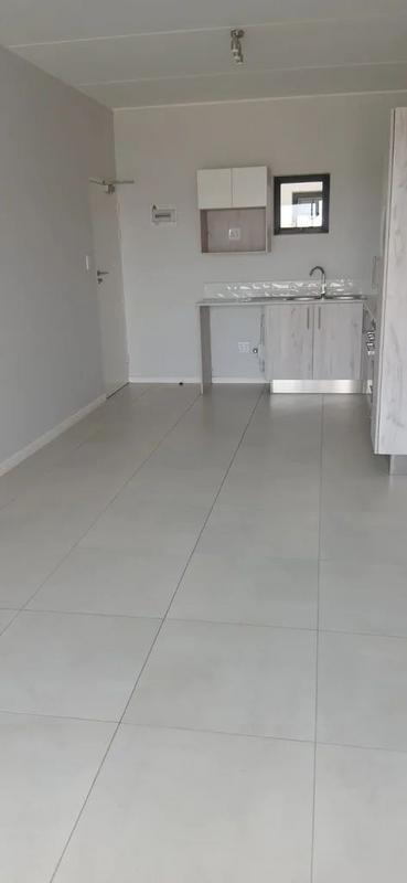 To Let 2 Bedroom Property for Rent in Halfway Gardens Gauteng