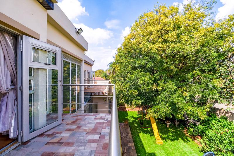 6 Bedroom Property for Sale in Christoburg Gauteng