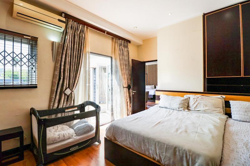 6 Bedroom Property for Sale in Christoburg Gauteng