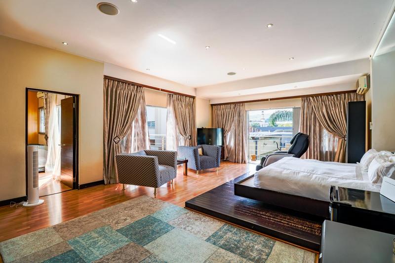 6 Bedroom Property for Sale in Christoburg Gauteng