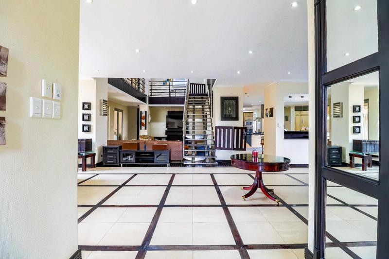 6 Bedroom Property for Sale in Christoburg Gauteng
