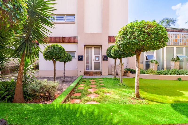 6 Bedroom Property for Sale in Christoburg Gauteng